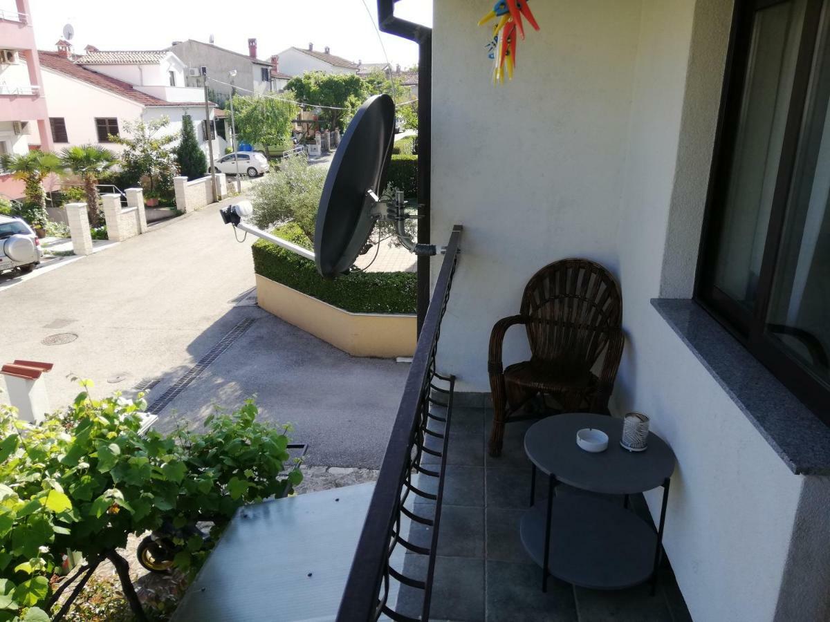 Family Apartman Luka Apartment Rovinj Exterior photo