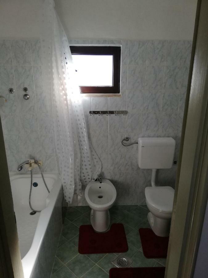 Family Apartman Luka Apartment Rovinj Exterior photo