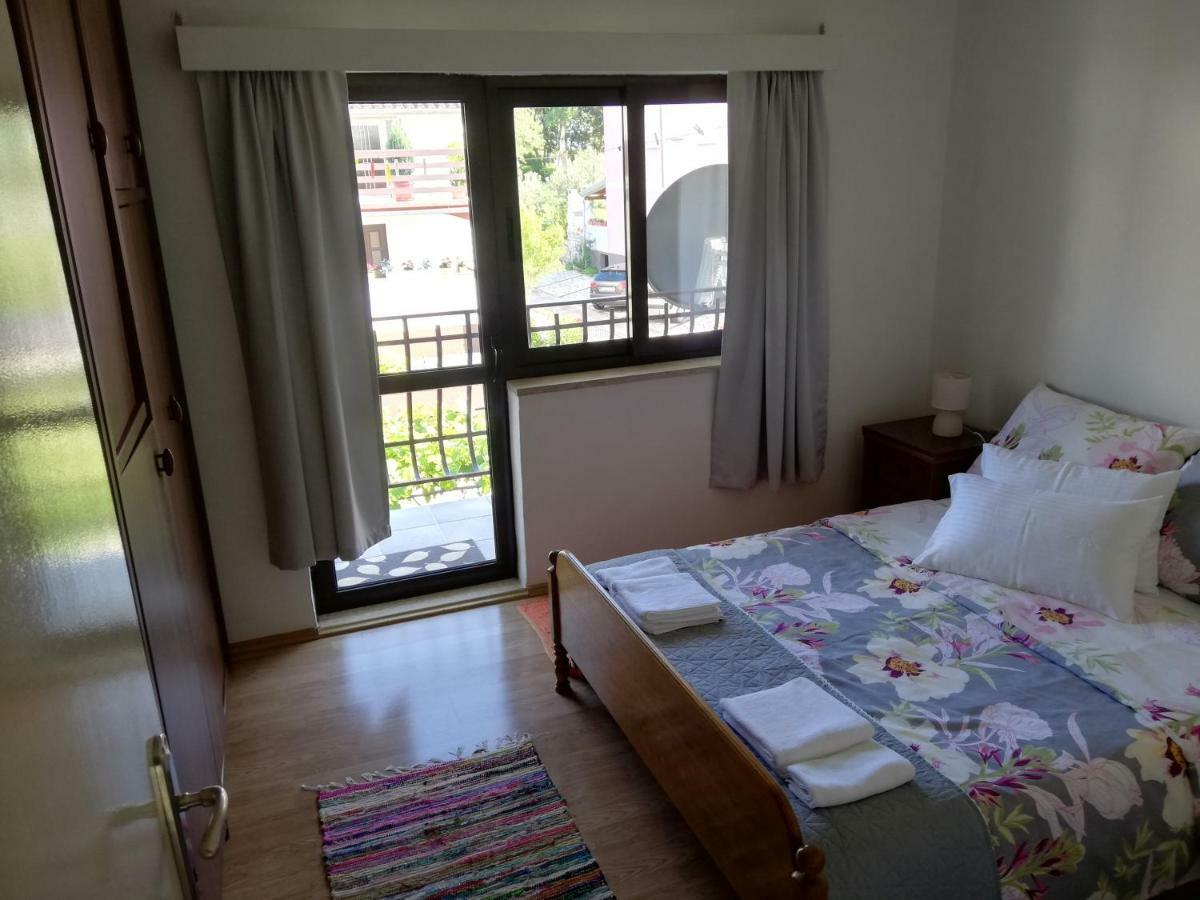 Family Apartman Luka Apartment Rovinj Exterior photo